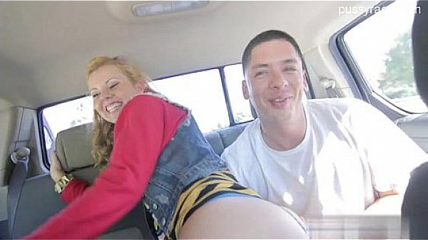 18 yo student striptease