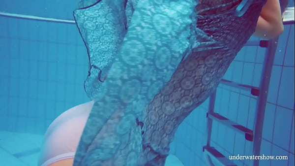 Sexy tight teen Marusia swims naked underwater