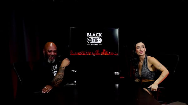 Acha legal estar com mulheres, apesar de ser h&eacute;tero, e contou sobre o formato do Teste de Fidelidade - Taluane Boom (WATCH ON: SHEER/RED) 