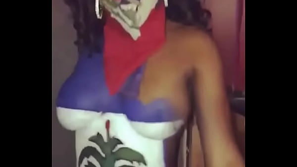 Play MP4 - Big booty Haitian twerk