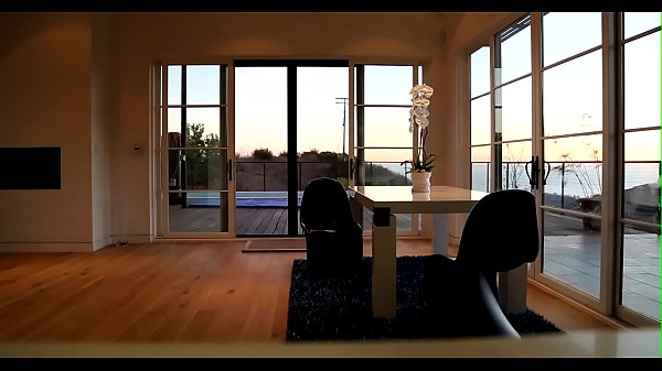 Nonton Succulent Sweetheart Mia Eagerly Sucking Off thumbnail