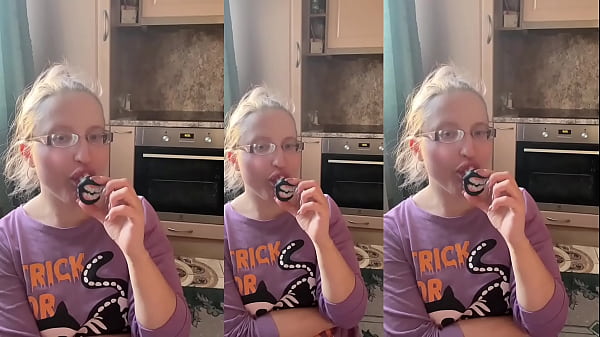 Licking listen in headphones 