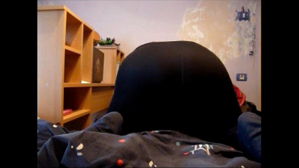 wife rubbing her_crotch