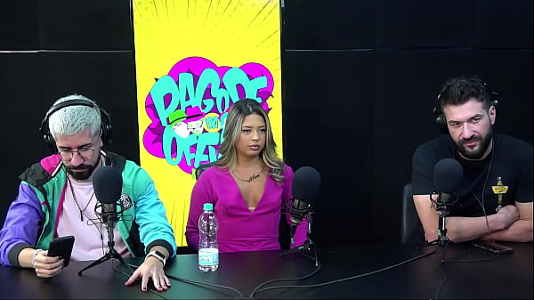 Play MP4 - Ele fode meu cuzinho todo dia&comma; s&oacute; no seco - May Akemi