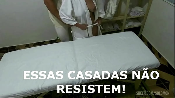 Ninfetinha Ficou A Bucetinha Melada De Tanto Tes&atilde;o, N&atilde;o Resistiu E Me Deu A Bucetinha - Massagem Tantrica thumbnail