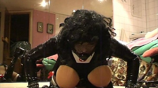 Roxina2008WildCockGurlFreakOut081108XXXL.MPG 