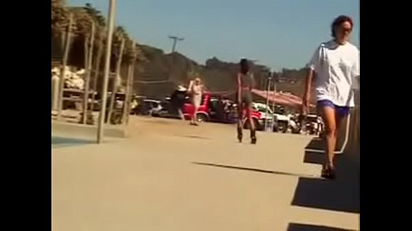 Play MP4 - Yo Adriana