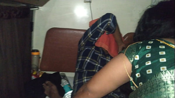 Play MP4 - Fucking a Indian mature aunty in bus real scene