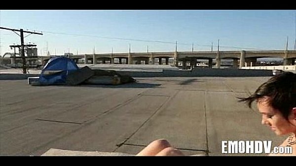 Nonton Hot Emo Lesbian Babes 043 thumbnail