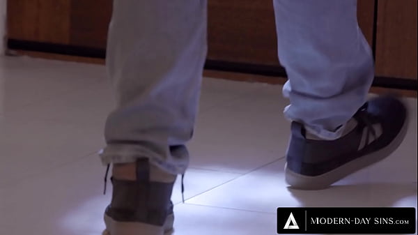 Play MP4 - MODERN-DAY SINS - Naughty Scarlett Sage Enjoys Redhead Madison Morgan's Husband While She's Watching