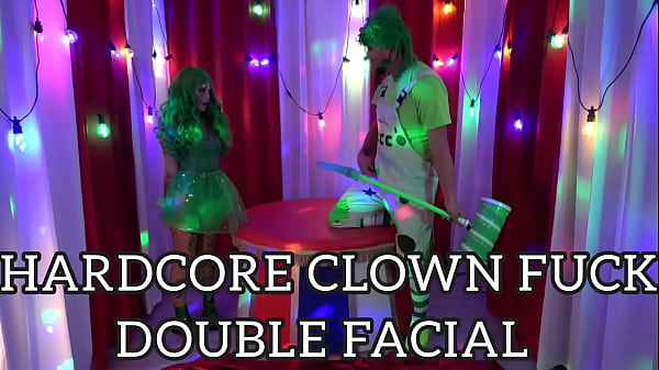 Nonton Hardcore Clown Fuckfest Ends With Double Facial thumbnail