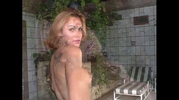 Play MP4 - Blond teen shemale and guy fucking