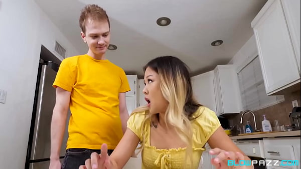 AsianTeen Suck Hard_Dick