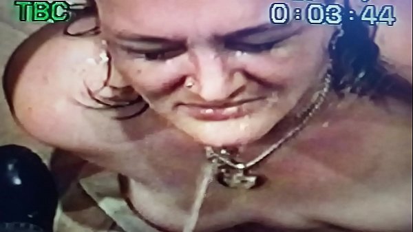 raunchy Rita gets_her faceused like a toilet