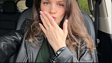 Jerking off my pussy in a public placeI'_m fingering my pussy in a public place.