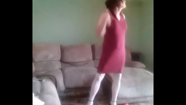 Crossdressing sissy lives it in the ass 