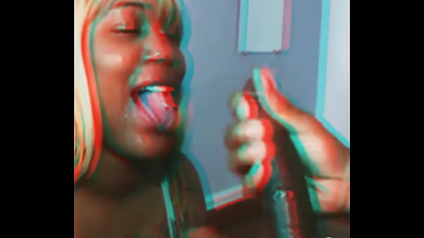 Sheluvsdicc suckin sum dick