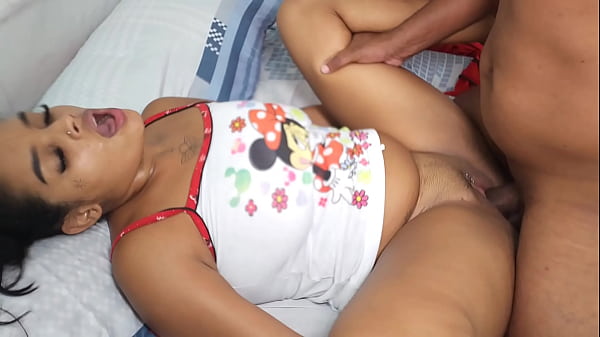 Eu peguei no flaga a safada sara melo se masturbando