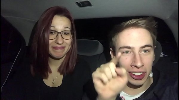 Play MP4 - EVA FA UN POMPINO CON INGOIO A MAX FELICITAS IN MACCHINA