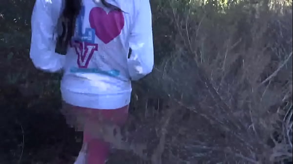 Play MP4 - Met this girl on hike and she blew me in public&excl;&excl;&excl;&excl;