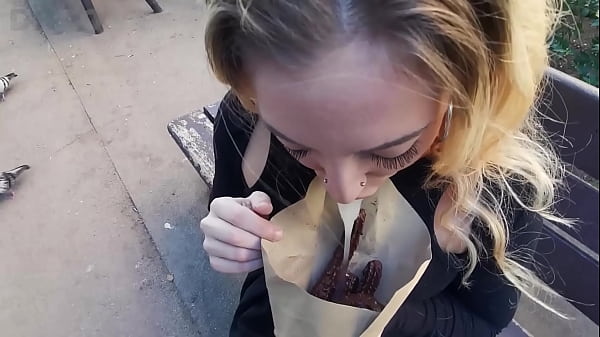 Play MP4 - Churros with "cream" for Venom Evil