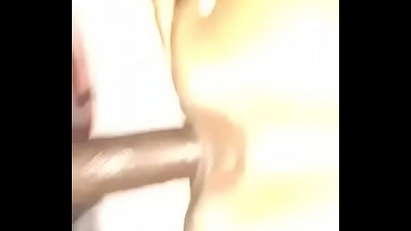 Nonton Danero Makes Her Pussy Super Wet thumbnail