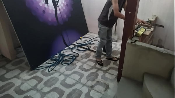 A vivi patroa acabou dando o seu cu ao pedreiro! V&iacute;deo completo no RED. 