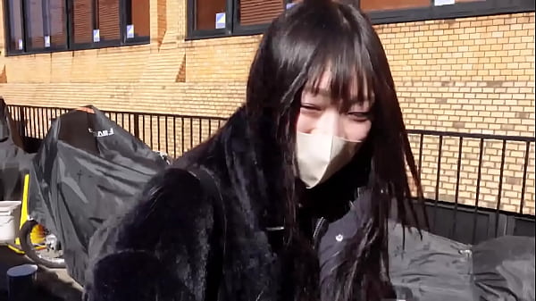 180cm!?淫乱陰キャ！ ゆいな(25) thumbnail