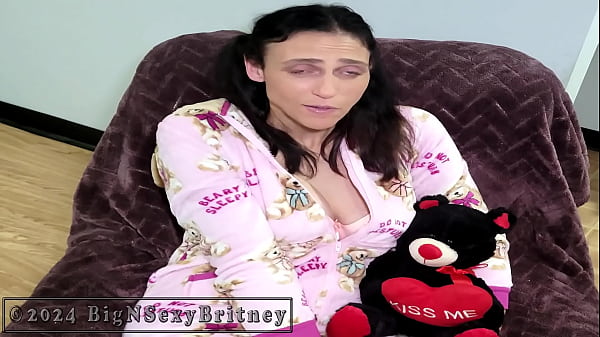 Big n sexy britney the southern belle bj queen &ldquo;pajama party&rdquo; 1 minute sfw teaser 