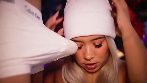 Cute faced college girl looks adorable while having a cock in her wet mouth 