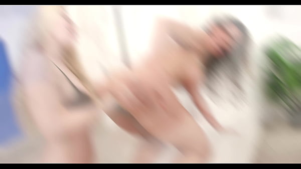 Vittoria divine testing the handmade balldog size xl with additional anal fisting ah094