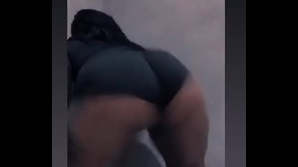 Dan&ccedil;a muito essa morena 