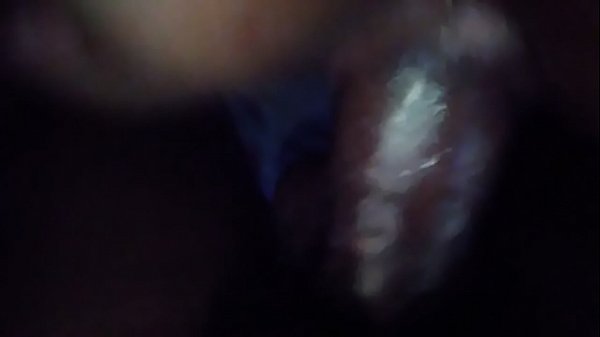 Casero con m&iacute; novia sin que se de cuenta 