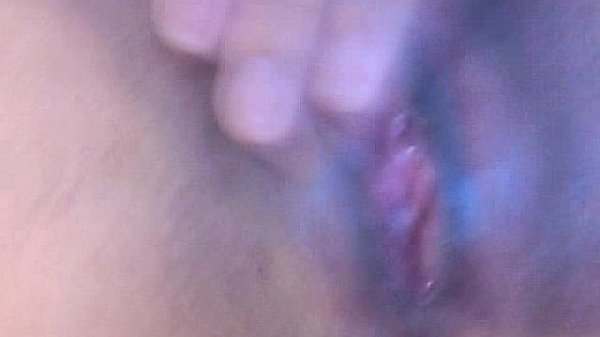 Solo Squirting thumbnail