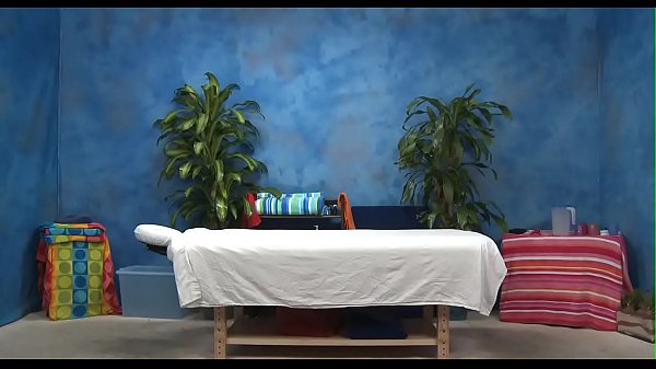 Nonton Massage Tubes thumbnail