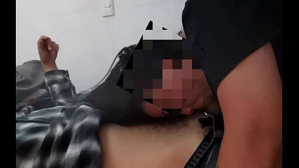 Nonton Milf Gives Me A Delicious Oral, While She Worships My Belly Button thumbnail