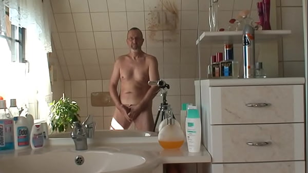 Mirror Wanking 01 thumbnail