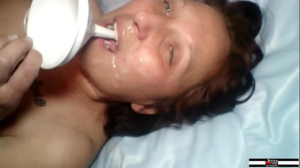 Ti Piscio Nel Culo E Dopo Ti Sfondo Puttana! thumbnail