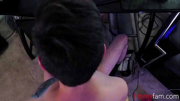 Gamer Stepbro Fucks While Playing- Kenzie Madison