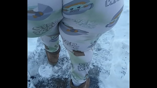 Play MP4 - Queen Super pear