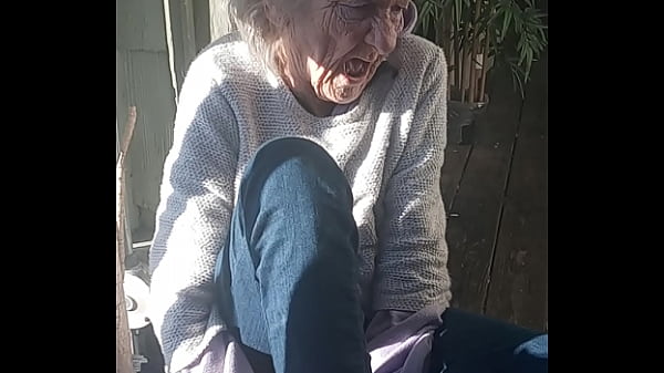 Granny Foot thumbnail