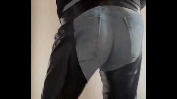 Play MP4 - Chaps and jeans