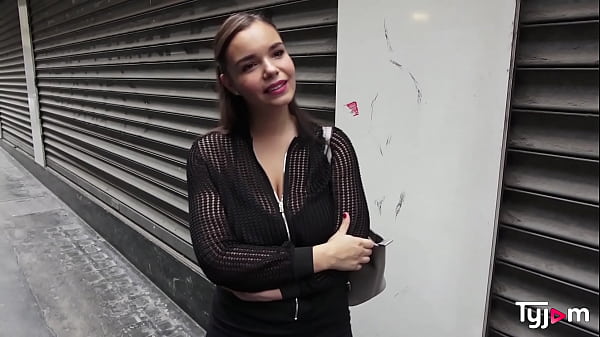 Play MP4 - Big boobs Sofia Lee from Prague gets fucked in the ass