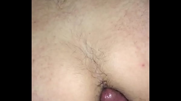 Venezolano folla a peruano 