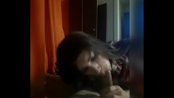 Play MP4 - Chica garganta profunda