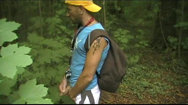 Play MP4 - i fuck a twink in outdoor public forest