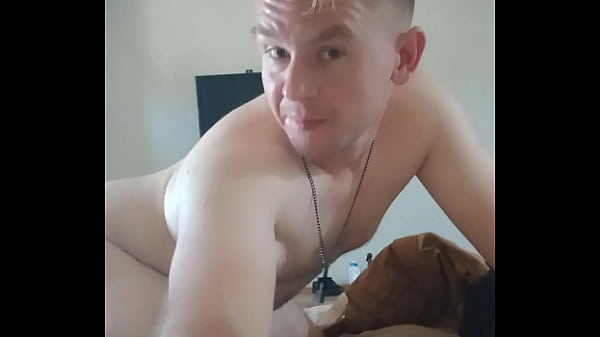 Nonton Faggot Big Booty White Boy thumbnail