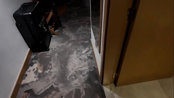 Play MP4 - Stepson couldn't resist his hot stepmom in a hotel room