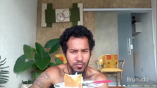 Realizando desejo de gordinho amador_na sua casa