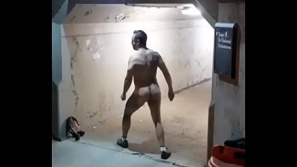 Play MP4 - thebrendsndilf2 brendandilf2 dancing gay male baile culo